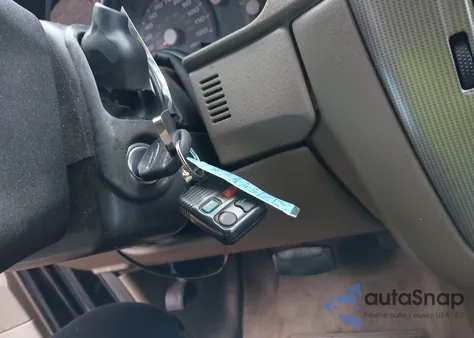 2004 Ford Explorer Nbx/Xlt z USA, uszkodzony, nr VIN 1FMZU73K74UA38143